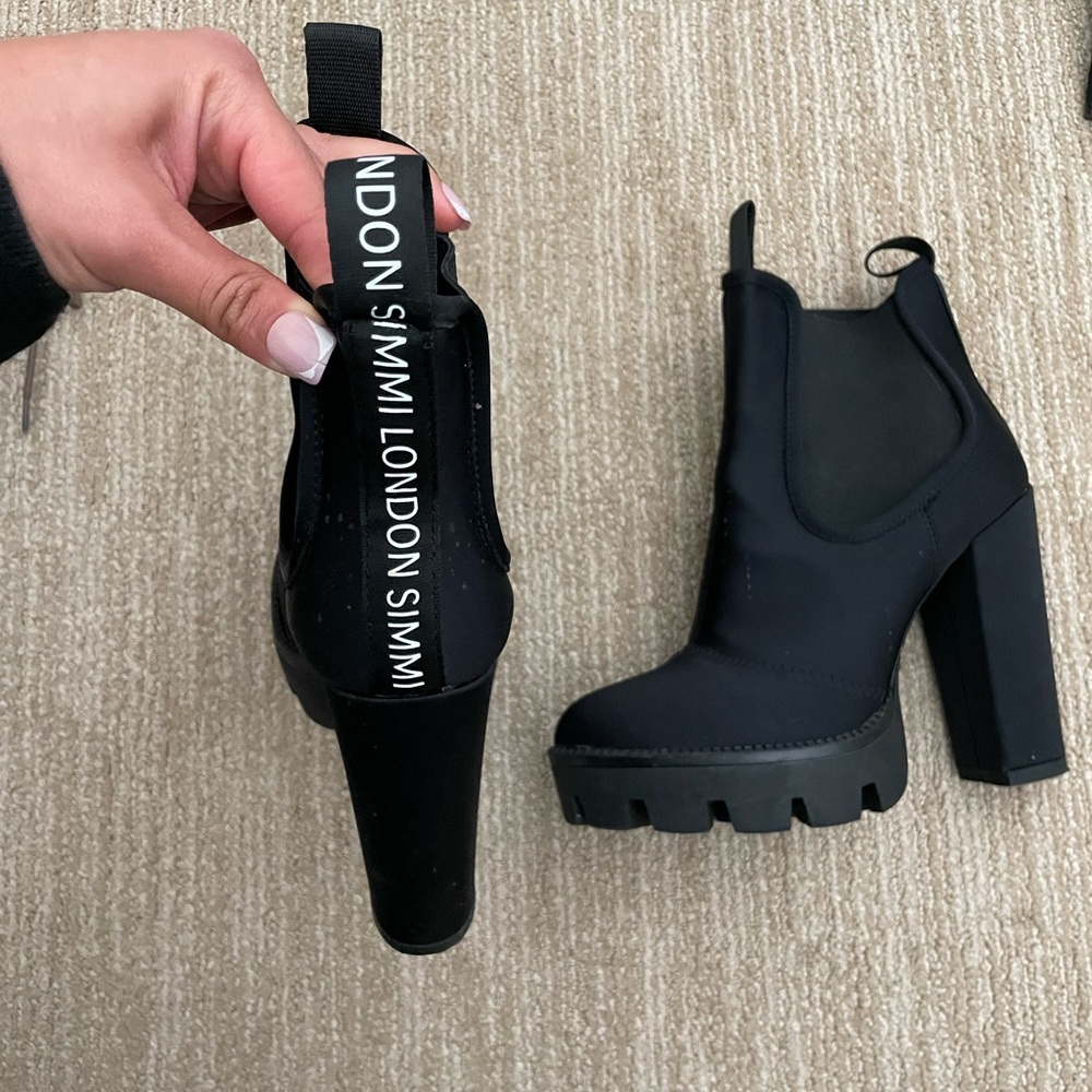 Ankle booties